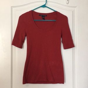Red scoop neck tee